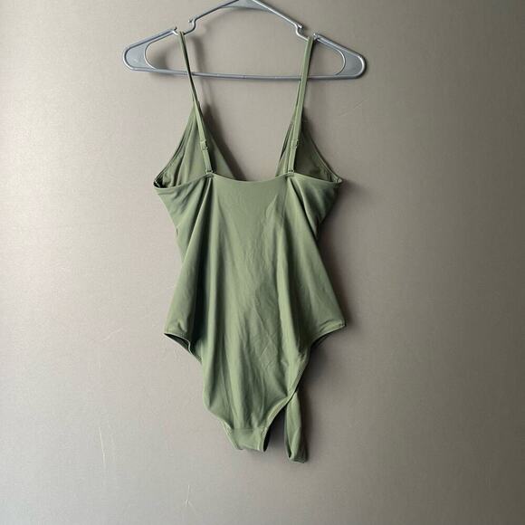 AERIE sz M Olive green‎ midriff cut out front tie swimsuit - Picture 8 of 11